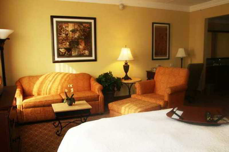 Hampton Inn And Suites Houston-Кейті Номер фото
